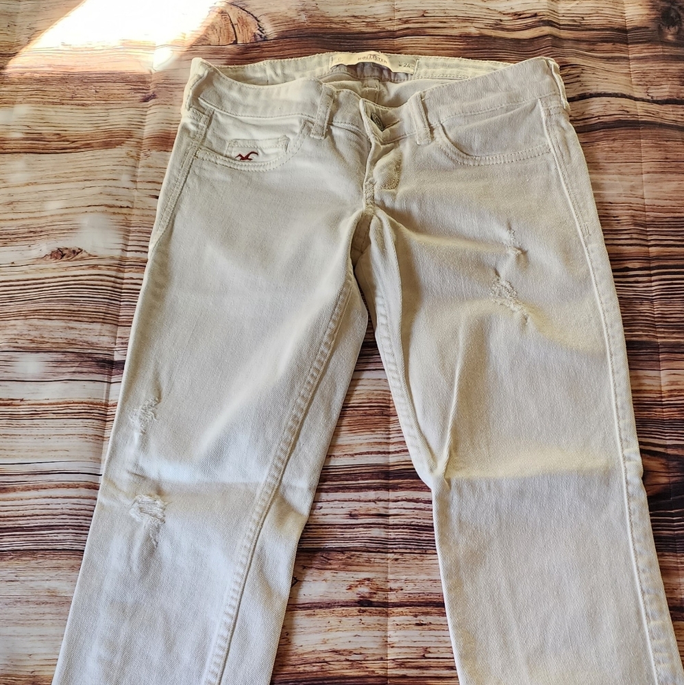 Hollister Jean's